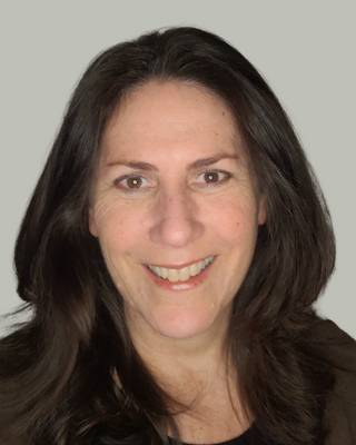 Photo of Lynn Benson, Clinical Social Work/Therapist, LSW