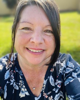 Photo of April Russell, Clinical Social Work/Therapist, LCSW