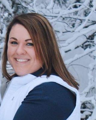 Photo of Leah Tutt, Pre-Licensed Professional, MSW, Intern