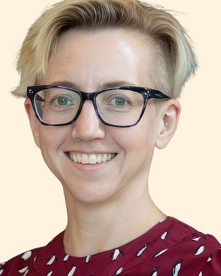 Photo of Lindsay Dunstan, Psychiatrist, MD