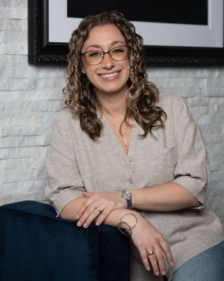 Photo of Nicole Anderson, LMSW