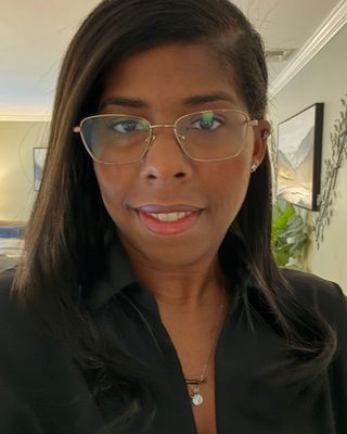 Photo of Dr. Lisa Lacen, Marriage & Family Therapist, DHS, LMFT