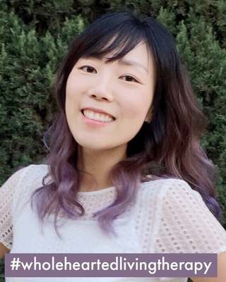 Photo of Liz Wee, Couples, Sex, Art & Hypnotherapist, PATP, Marriage & Family Therapist in Los Angeles, CA