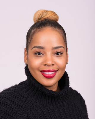 Photo of Rashidah Jenious, Counselor, LPC