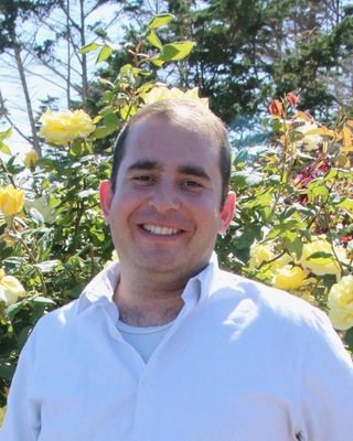 Photo of Eric J Young, Marriage & Family Therapist Associate in Gaskill, Oakland, CA