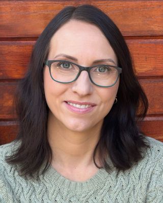 Photo of Dr. Jessica Keith, Psychologist, PhD