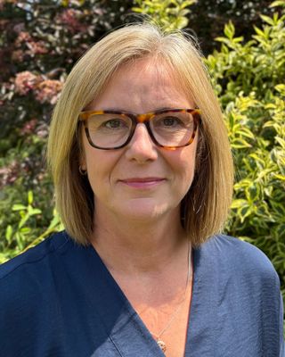 Photo of Elinor Wilde, Counsellor, MSc, MNCPS Acc.