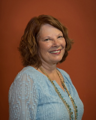 Photo of Ms. Linda Sarvis, LCSW