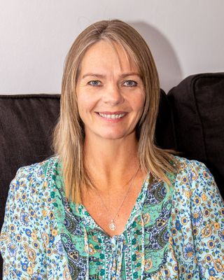 Photo of Kate Amanda Crosson, General Counsellor, MSc, ASCHP Specialist Wellness Counsellor