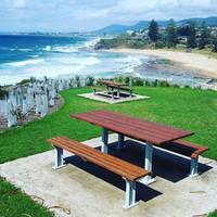 Gallery Photo of Walk & Talk therapy can also include sitting on a park bench. NDIS clients are able to include this as a part of their hourly session.