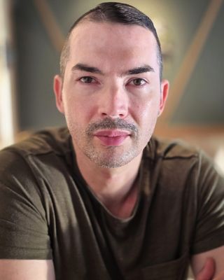 Photo of Martin Miranda, Marriage & Family Therapist, MA, LMFT