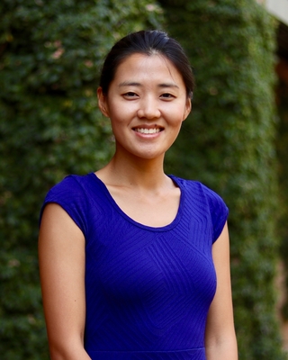 Photo of Grace Liu, Psychiatrist in 94040, CA