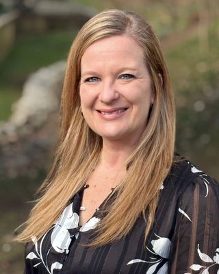 Photo of Kirsten Diller, Licensed Professional Clinical Counselor, LPCC