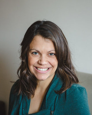 Photo of Amanda Bull, Counselor in Chicago, IL