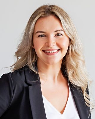 Photo of Taylor Saunders, Registered Psychotherapist (Qualifying) in Central Toronto, Toronto, ON