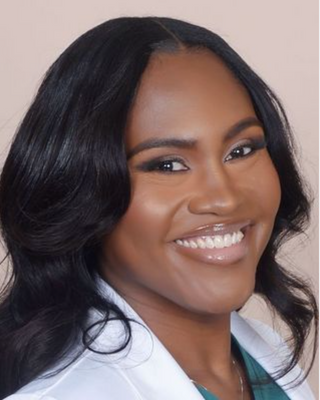 Photo of Stephanie Thadal, Psychiatric Nurse Practitioner, PMHNP