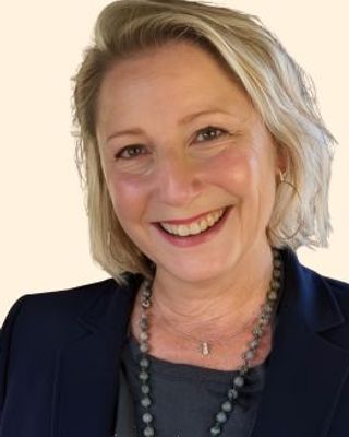 Photo of Nicola Bone, Clinical Social Work/Therapist, MSW, LCSW