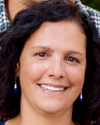 Photo of Raquel Castellanos Miller, MSW, LCSW, Clinical Social Work/Therapist in Point Richmond, CA