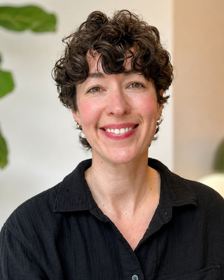Photo of Danielle O'Brien - Danielle O'Brien: LBGTQ, Identity, Depression, Registered Psychotherapist (Qualifying), LGBTQ, Identiy, Burnout
