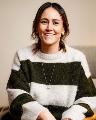Photo of Jessica Wey, Psychotherapist, MSc, MBABCP