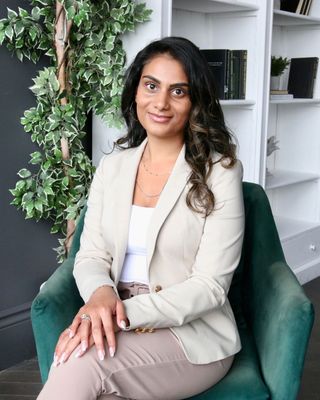 Photo of Faith Sundaralingam, Registered Social Worker in Ontario