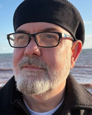 Photo of James Crossland, Psychotherapist, DCounsPsych, MBACP Accred