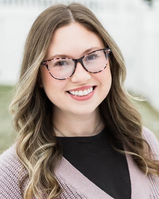Photo of Lexie Cox, Licensed Professional Counselor, CT