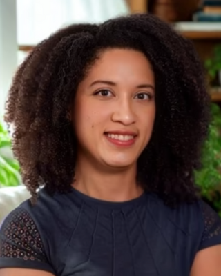 Photo of Rosalia Lee-Ferreira, Marriage & Family Therapist, LMFT
