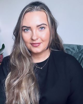 Photo of Laura Carney - Robin Trail Counselling & Psychotherapy, Counsellor, Pre-Accredited Member IACP