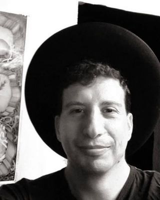 Photo of Amir Haimove, Registered Psychotherapist (Qualifying)