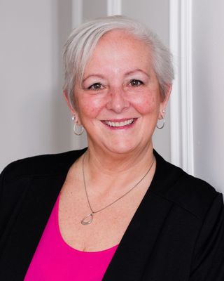 Photo of Renee Burns, Registered Social Worker, MSW, RSW