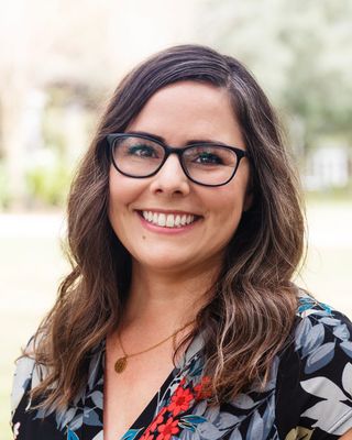 Photo of Nikki Bromley, Pre-Licensed Professional