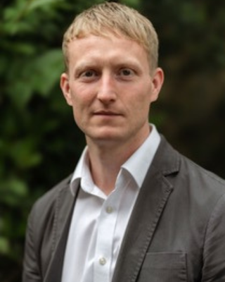 Photo of Dr Benjamin Helliwell, Psychologist, PsychD, HCPC - Clin. Psych.