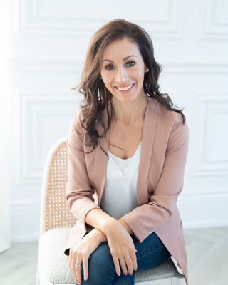 Photo of Nicole Notarfonzo, Psychologist, MEd, CPsych