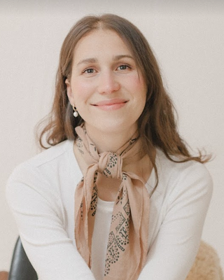 Photo of Stephanie MacDonald, Registered Provisional Psychologist, CCC, MACP, BA