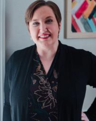 Photo of Amanda Murray, Licensed Professional Counselor, LPC, NCC, CCTP
