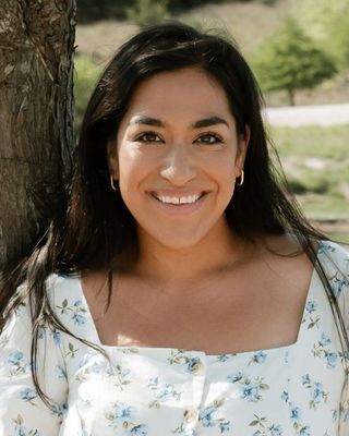 Photo of Clarissa Peralta, Clinical Social Work/Therapist, LCSW