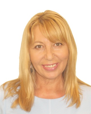 Photo of Anna Wolanczyk, OACCPP, Registered Psychotherapist in Mississauga