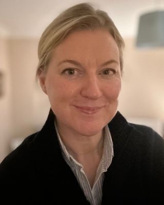 Photo of Hannah Drummond, Counsellor, MSc, MBACP