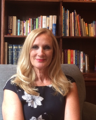 Photo of Suzanne Dumais, BA, BEd, MDiv, RMFT, RP, Marriage & Family Therapist