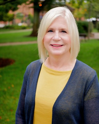 Photo of Mindy R Tomlinson, Counselor