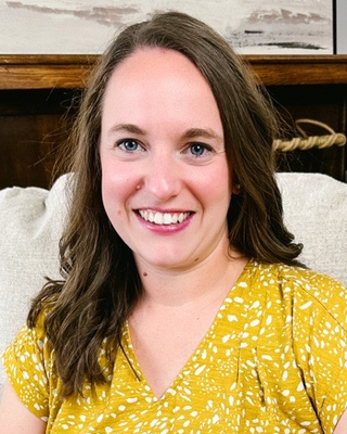 Photo of Emily Barnes, Pre-Licensed Professional in New Franklin, MO