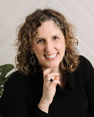 Photo of Naomi Wiesenthal, Psychologist, PhD, CPsych