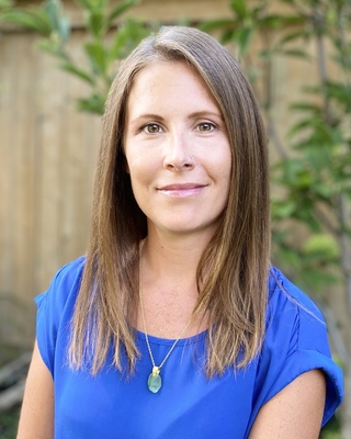 Photo of Emily Dunn - Bay View Therapy Centre, Registered Social Worker