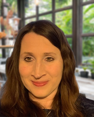 Photo of Julie Daum, Licensed Professional Counselor, MA, LPC, LMHC