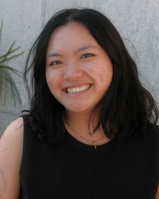 Photo of Vivian Giang, Licensed Master Social Worker, LMSW, MPH, CHES
