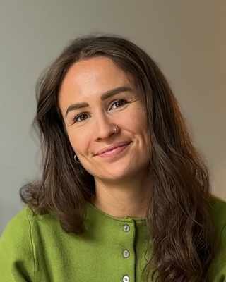 Photo of Elsie Grant, Psychotherapist, MBACP