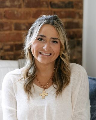 Photo of Allie Raymond, Clinical Social Work/Therapist, LMSW, CTP