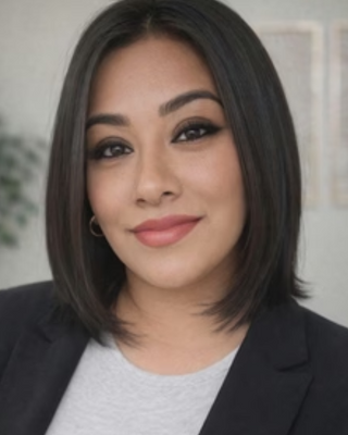 Photo of Maria Cazares, Clinical Social Work/Therapist, LCSW