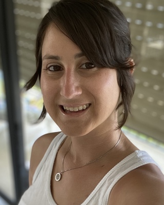 Photo of Mara Israel, Clinical Social Work/Therapist